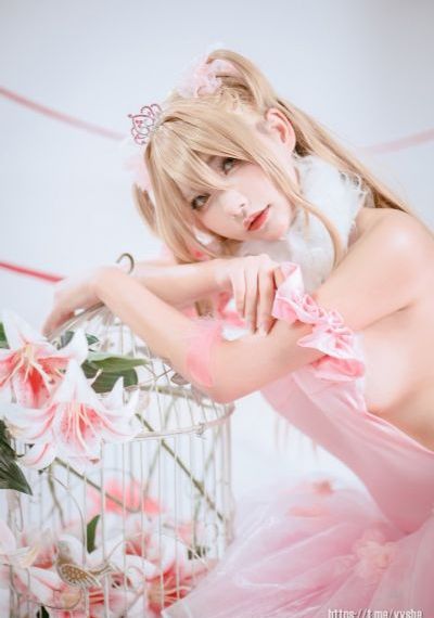 美女色片