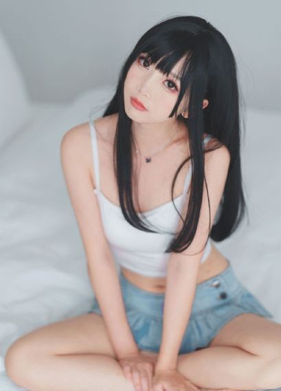 丰满女邻居的色诱4hd