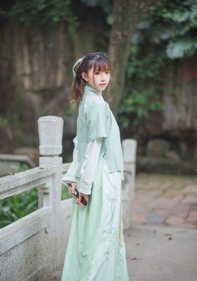 家有色邻