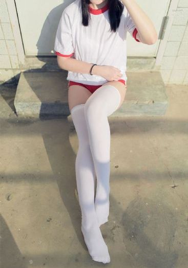 被别人巨茎征服的娇妻3d动漫